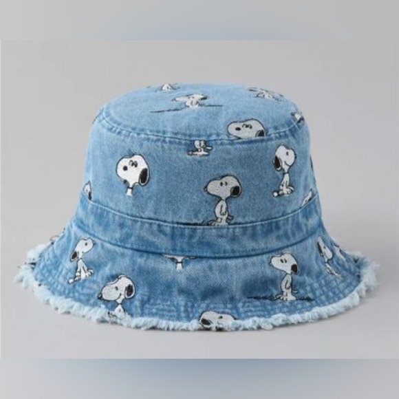 American Eagle Outfitters Denim Blue Snoopy Bucket Hat - Picture 1 of 4